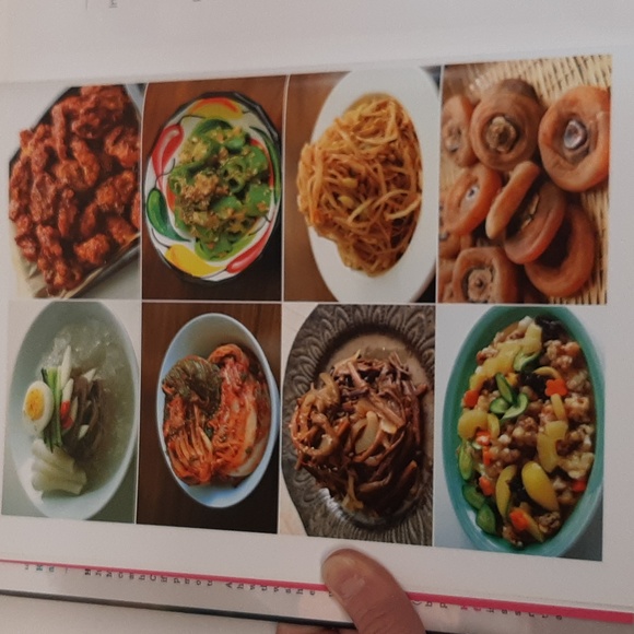 Maangchi's Real Korean Cooking Cookbook - Picture 7 of 10
